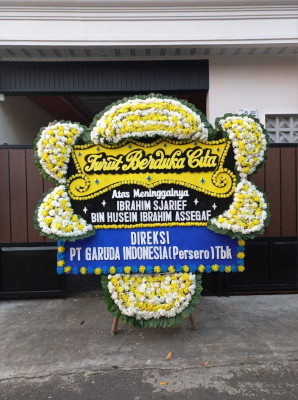Papan Bunga Duka di Agandugume